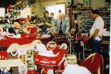 Richard showing the collection to one of his last groups.
